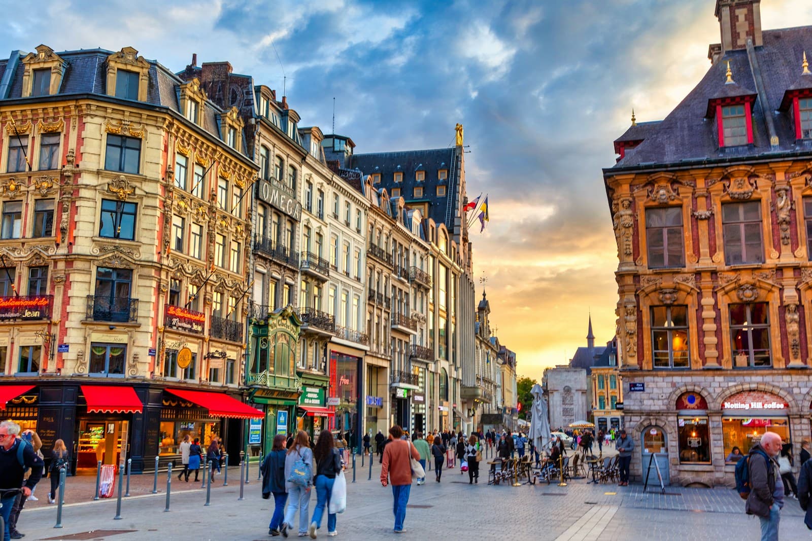 La Grand Place de Lille et la Vieille Bourse